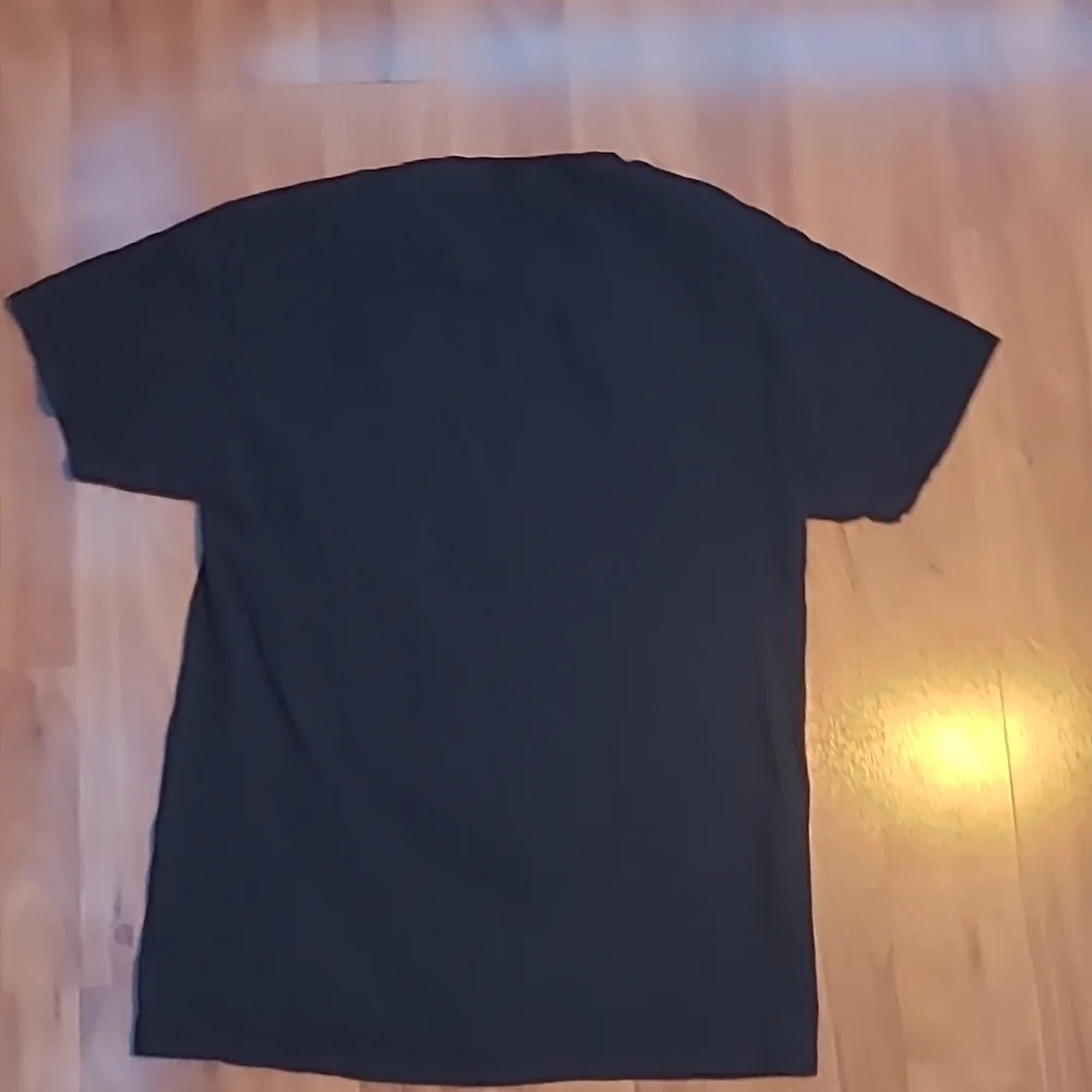Shirt - Picture 3 of 3